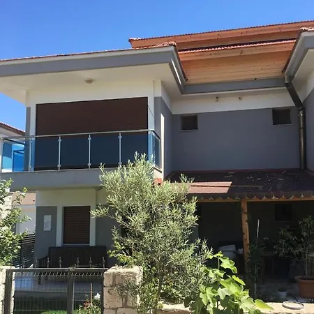 Nalya Konak Havuzlu Villa Çeşme
